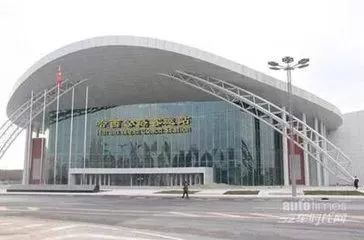 哈尔滨西客运站安装成功安装堡玛门控的多玛自动门